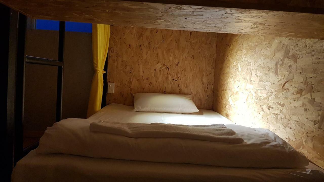 White House Hostel Nha Trang Buitenkant foto