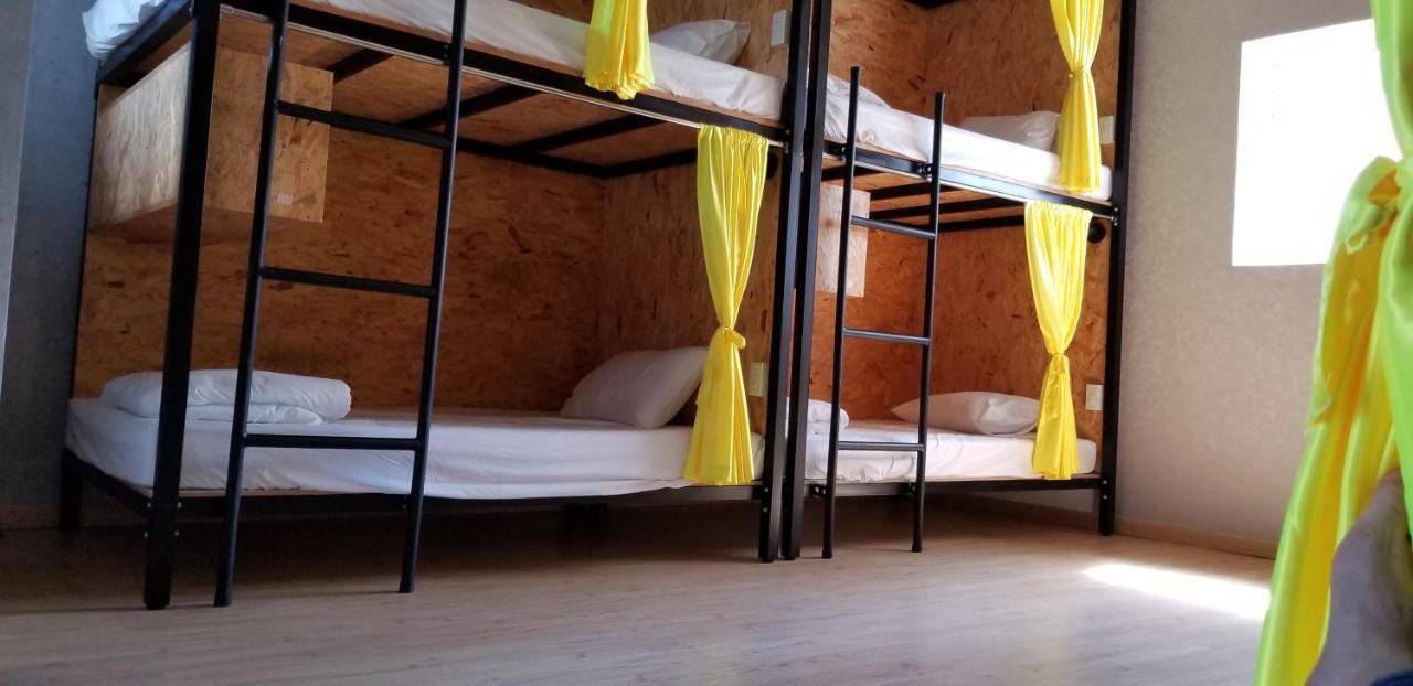 White House Hostel Nha Trang Buitenkant foto